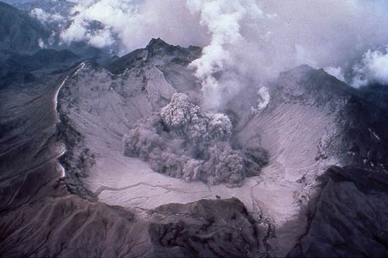 po erupci
