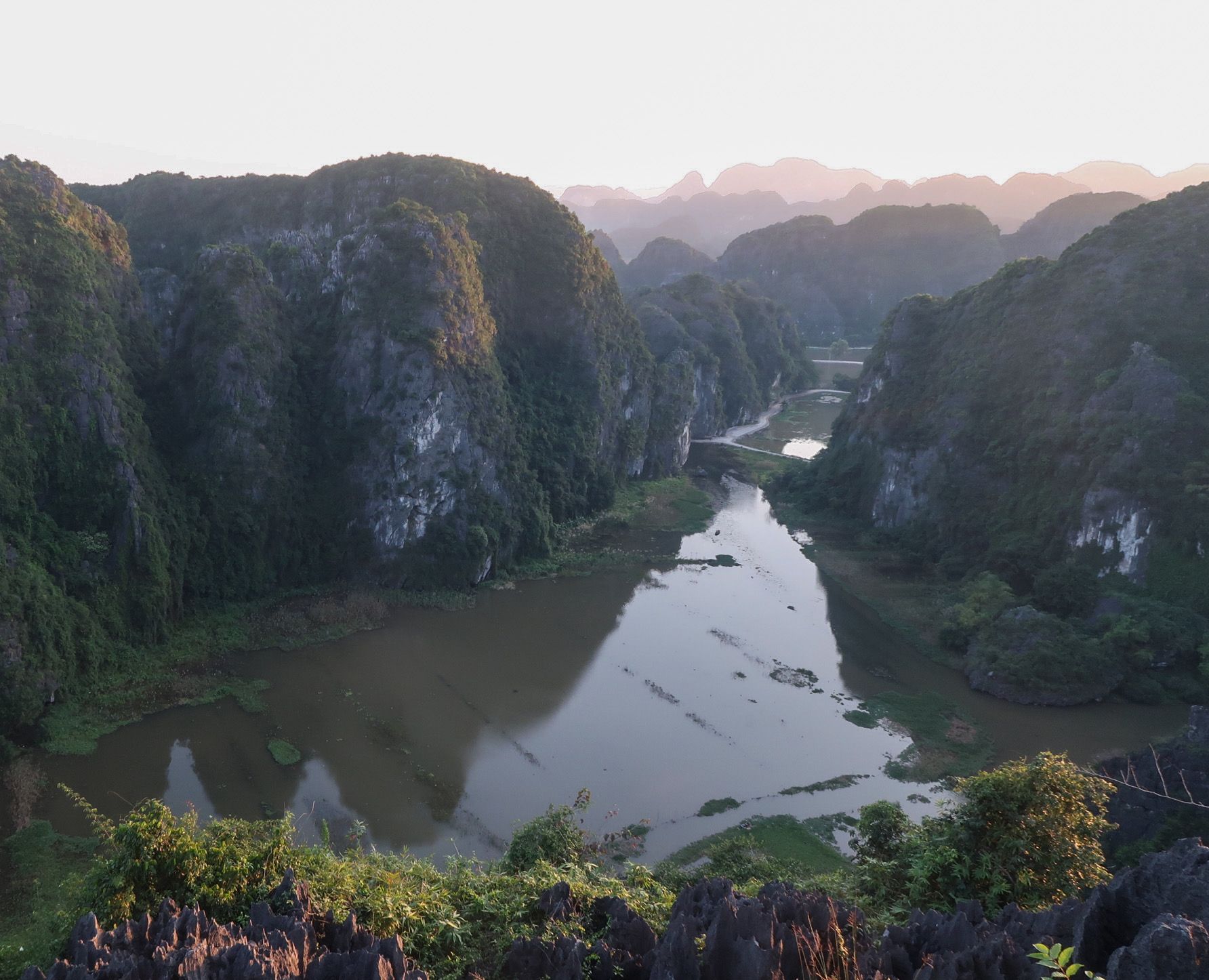 Den 9-12 oblast Ninh Binh